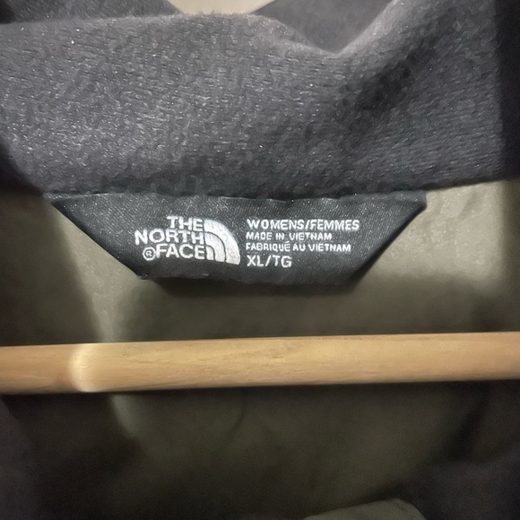 The North Face City Jacket - Picture 3 of 4